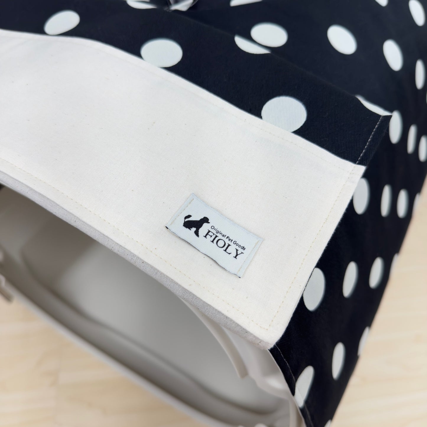 【送料無料】Mサイズ 犬猫用クレートカバー|スポッとかぶせるやさしい目隠しカバー