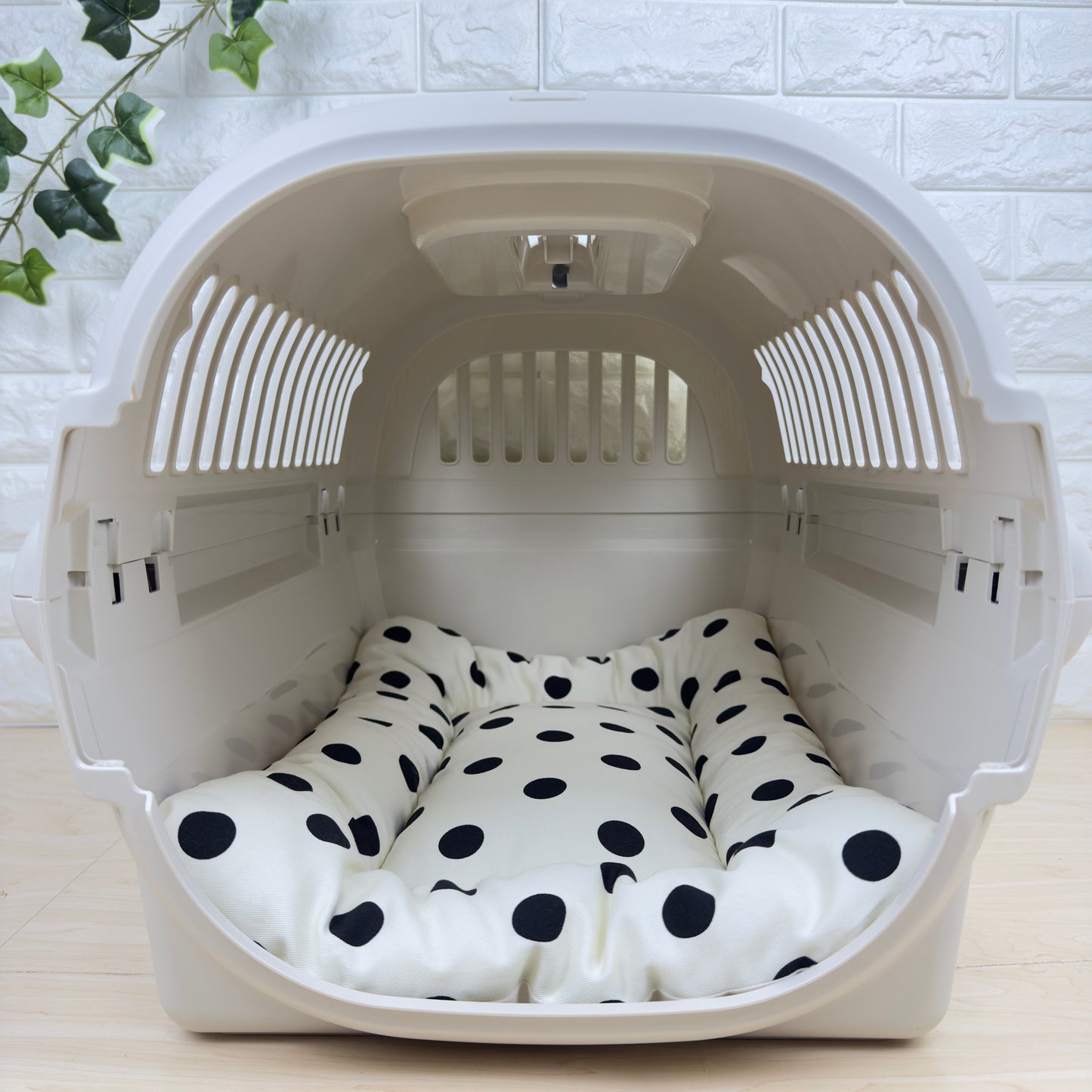 【送料無料】犬猫用 クレートマット Mサイズ｜キャリー・おでかけにも便利