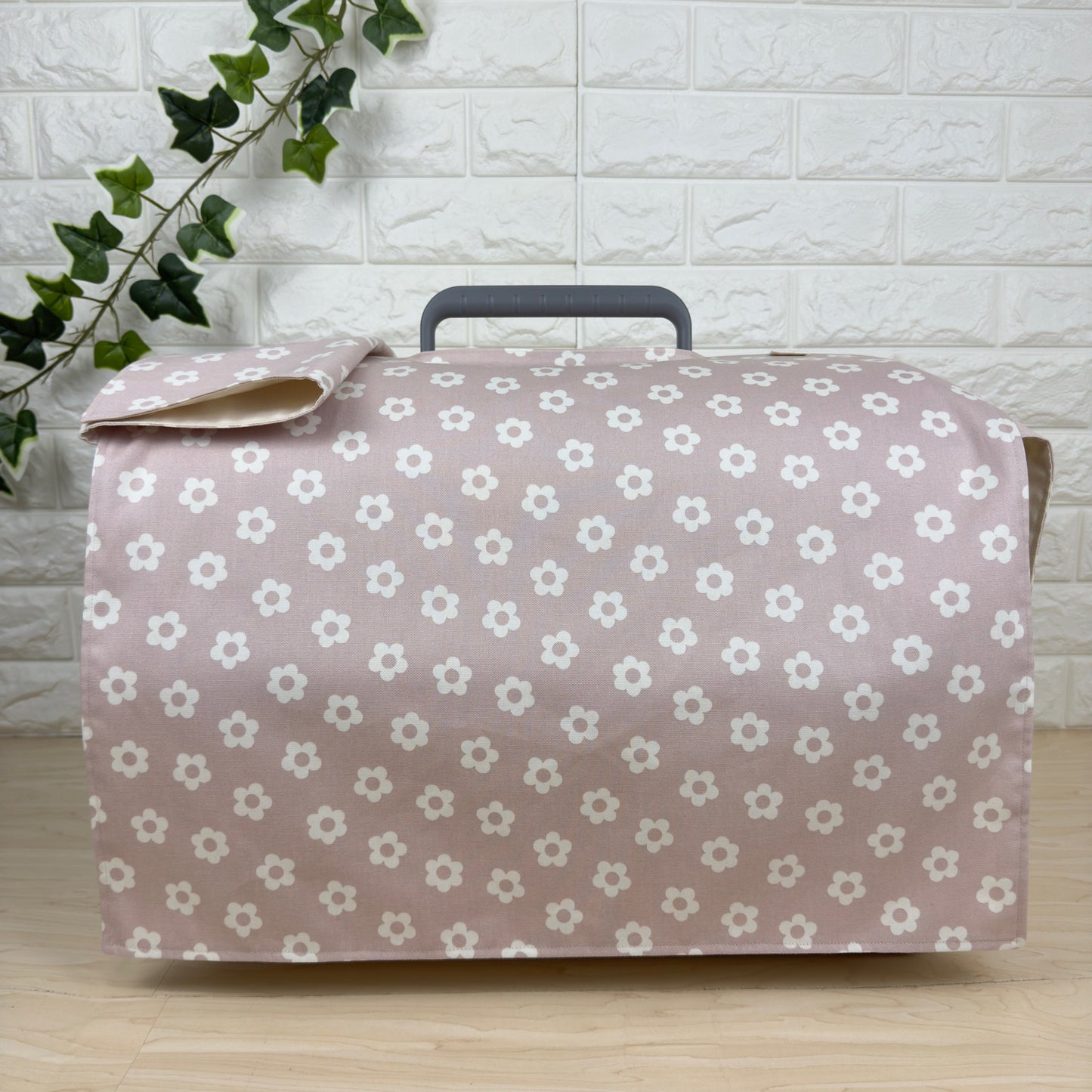 【送料無料】Mサイズ 犬猫用クレートカバー｜スポッとかぶせるやさしい目隠しカバー