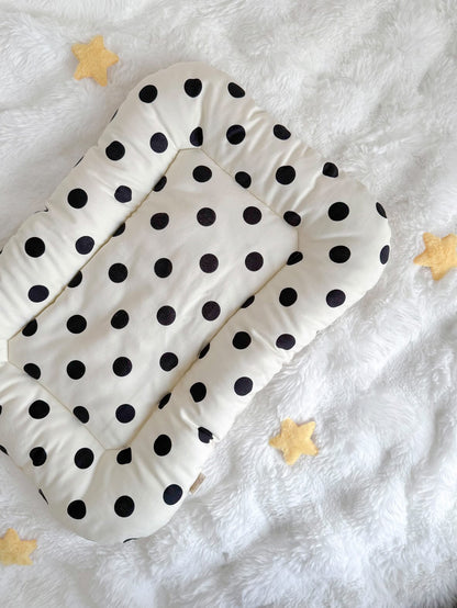 FIOLY クレートマット 犬 猫 用｜送料無料｜洗える 綿100％｜全３色 4サイズ展開｜通院・移動・ハウス用　　ドット柄