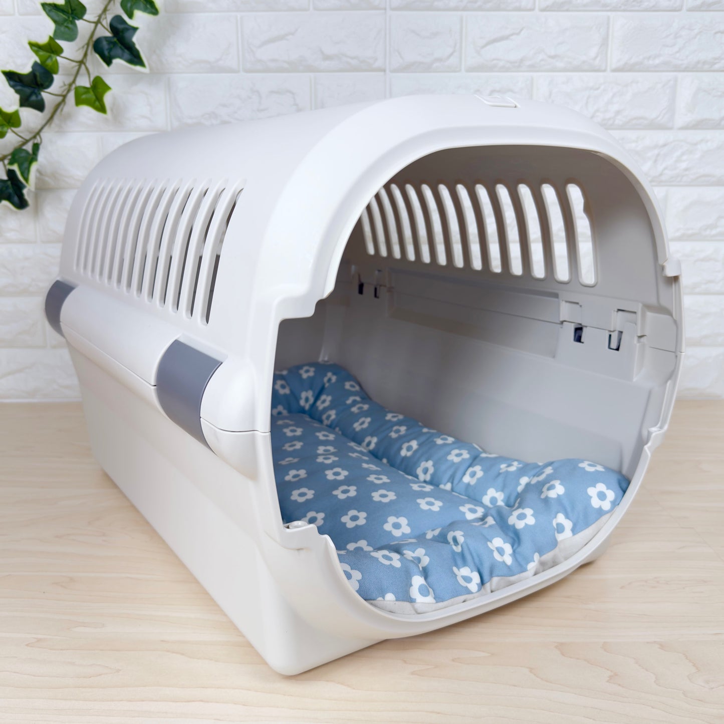 【送料無料】犬猫用 クレートマット Mサイズ｜キャリー・おでかけにも便利