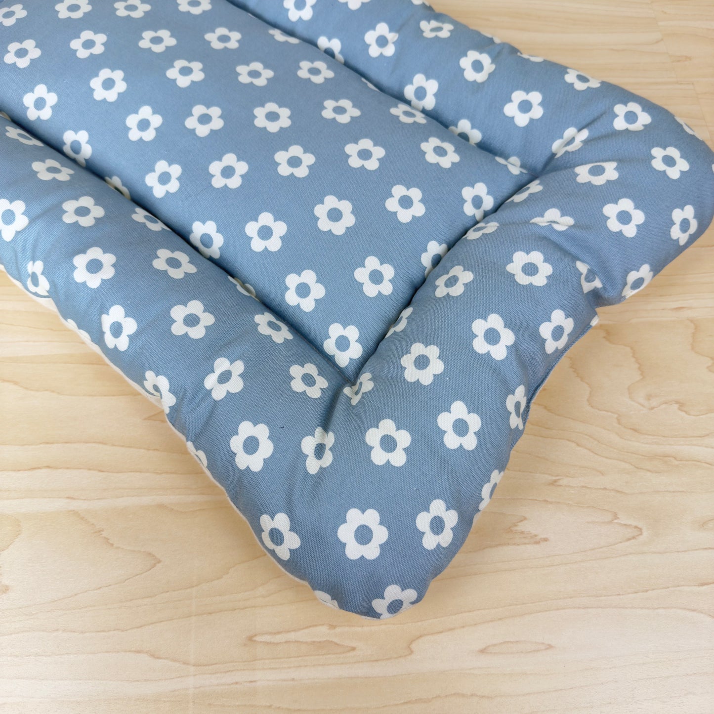 【送料無料】犬猫用 クレートマット Mサイズ｜キャリー・おでかけにも便利