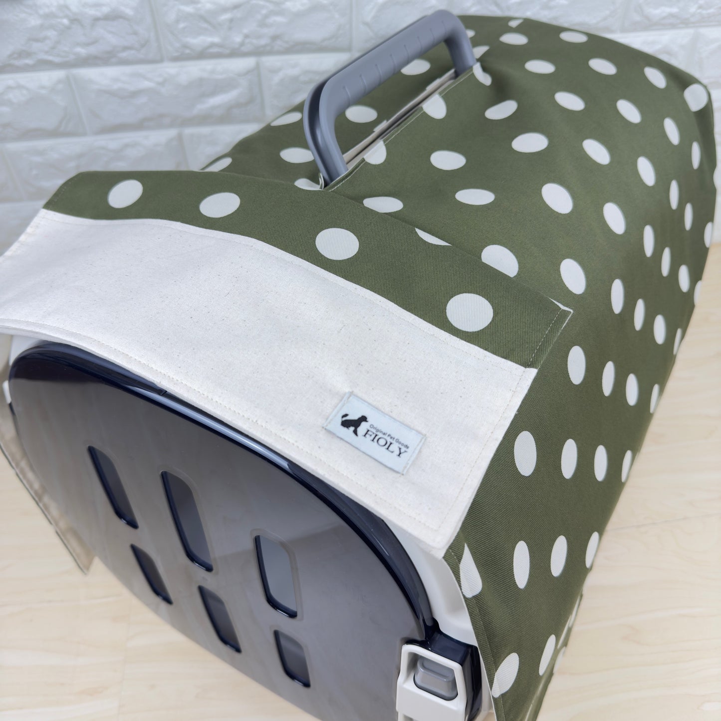 【送料無料】Mサイズ 犬猫用クレートカバー｜スポッとかぶせるやさしい目隠しカバー　ハーフドット柄