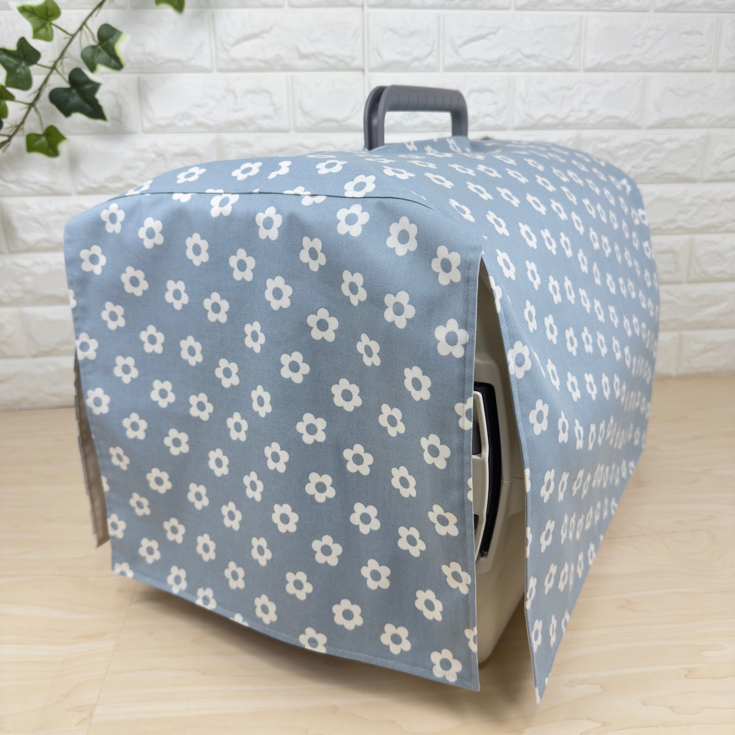 【送料無料】Mサイズ 犬猫用クレートカバー｜スポッとかぶせるやさしい目隠しカバー