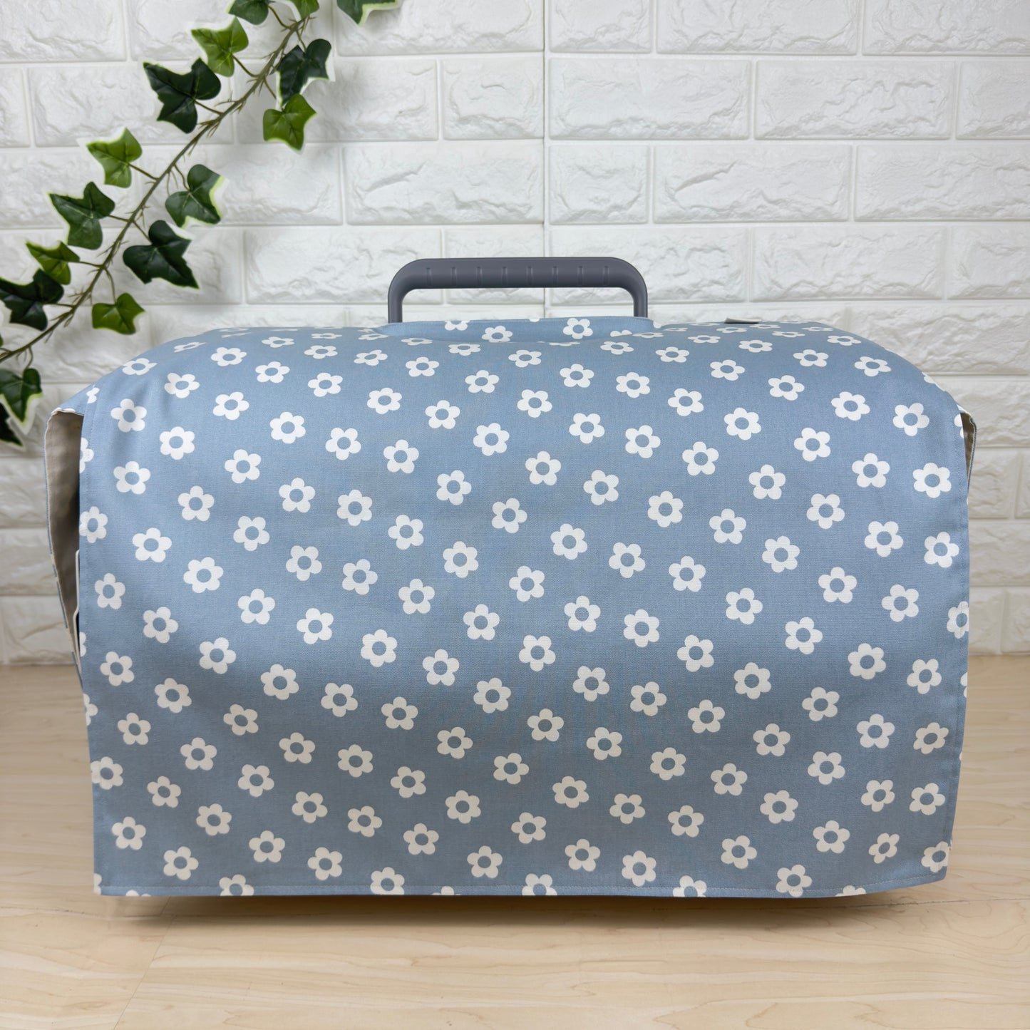 【送料無料】Mサイズ 犬猫用クレートカバー｜スポッとかぶせるやさしい目隠しカバー