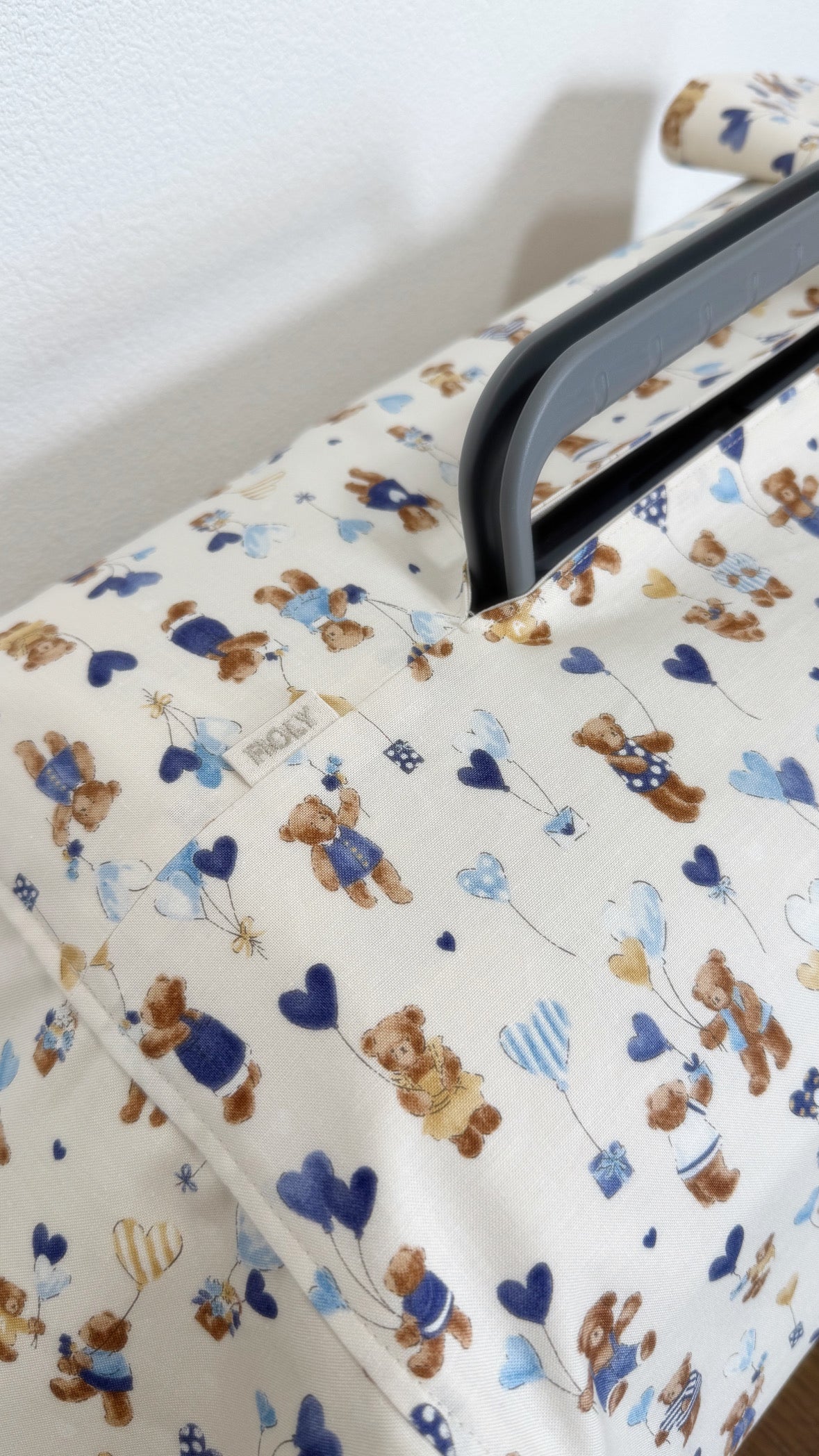 【送料無料】Balloon Bear柄 クレートカバー｜Red / Blue 2color｜犬猫用 やさしい目隠しカバー Sサイズ・数量限定