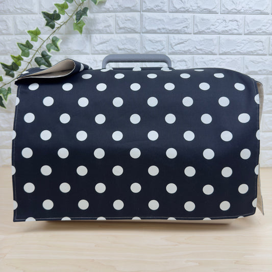 【送料無料】Mサイズ 犬猫用クレートカバー｜スポッとかぶせるやさしい目隠しカバー