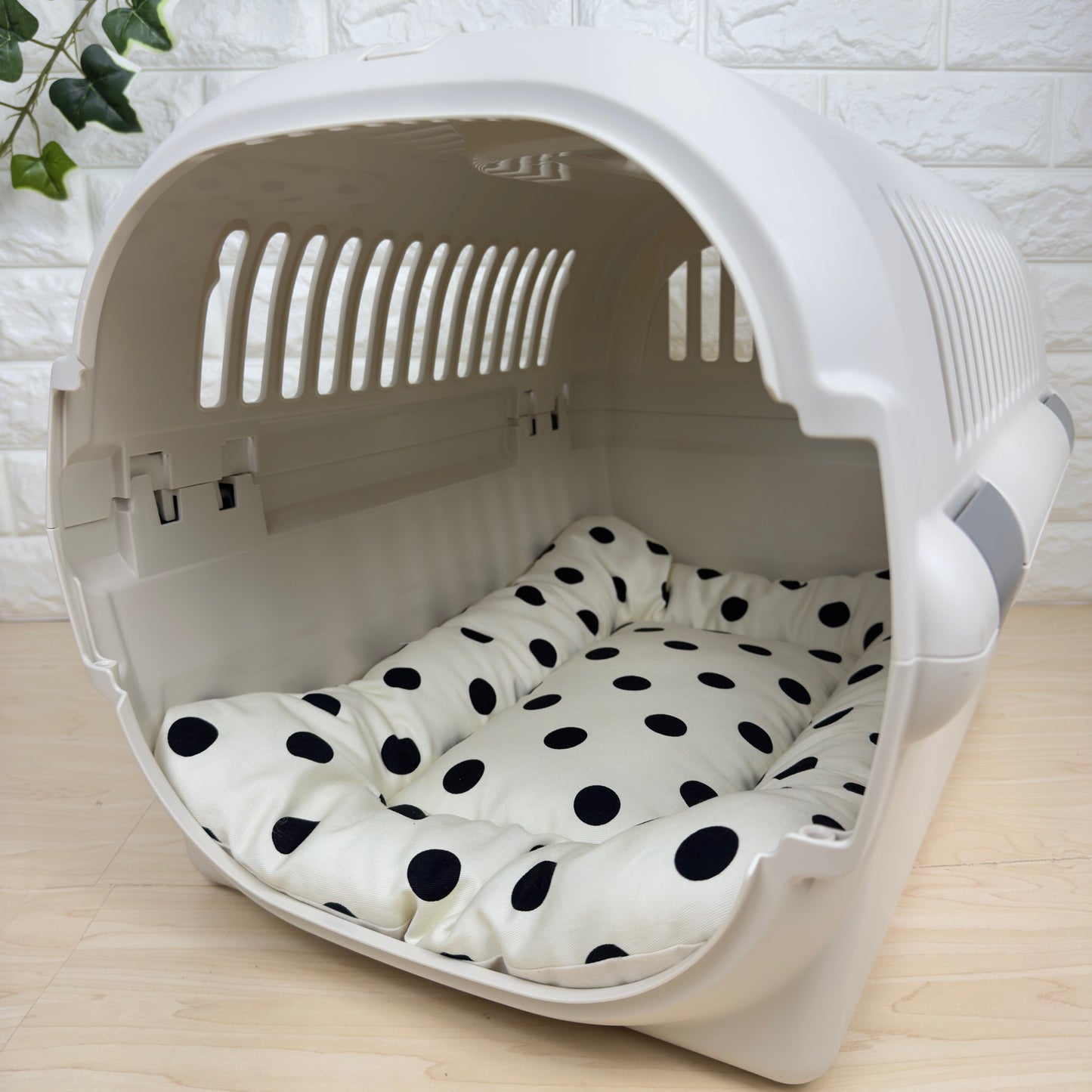 【送料無料】犬猫用 クレートマット Mサイズ｜キャリー・おでかけにも便利