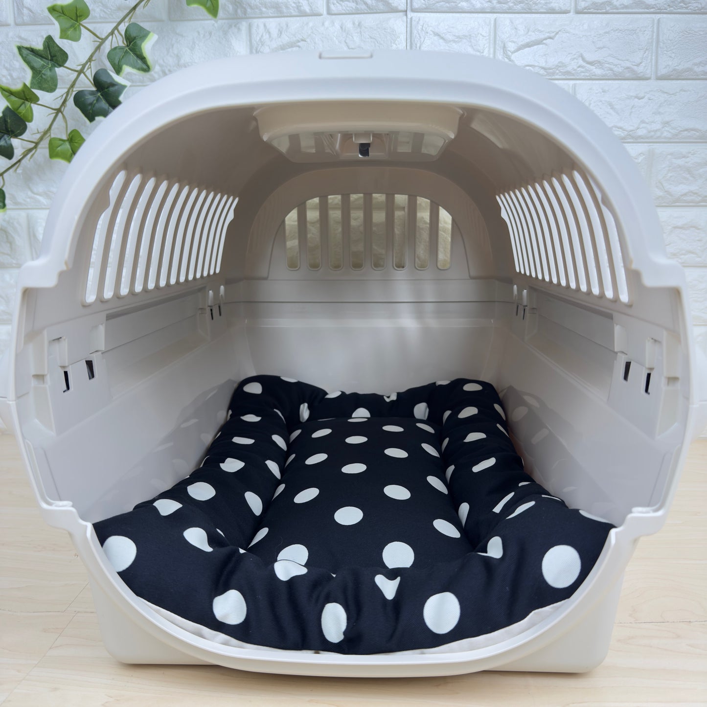 【送料無料】犬猫用 クレートマット Mサイズ｜キャリー・おでかけにも便利