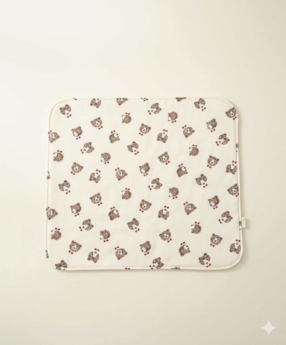 FIOLY 犬用カフェマット　くまさん柄｜綿100％・洗濯OK｜フリルあり／なし｜送料無料