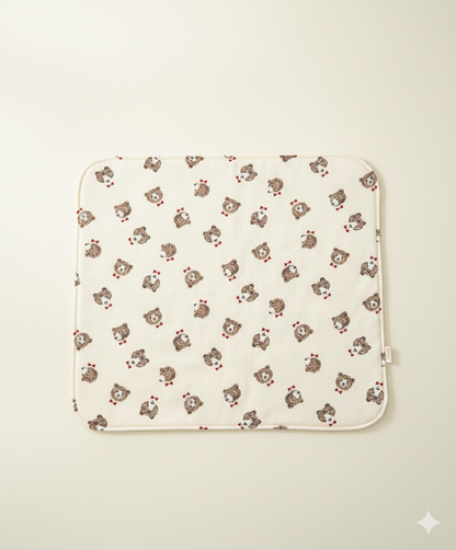 FIOLY 犬用カフェマット　くまさん柄｜綿100％・洗濯OK｜フリルあり／なし｜送料無料