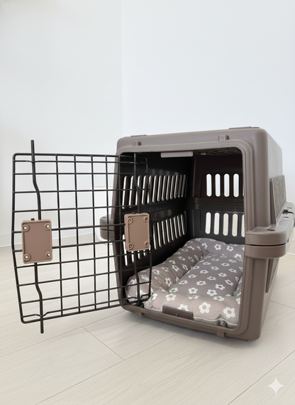 FIOLY クレートマット 犬 猫 用｜送料無料｜洗える 綿100％｜全３色 4サイズ展開｜通院・移動・ハウス用　　小花柄