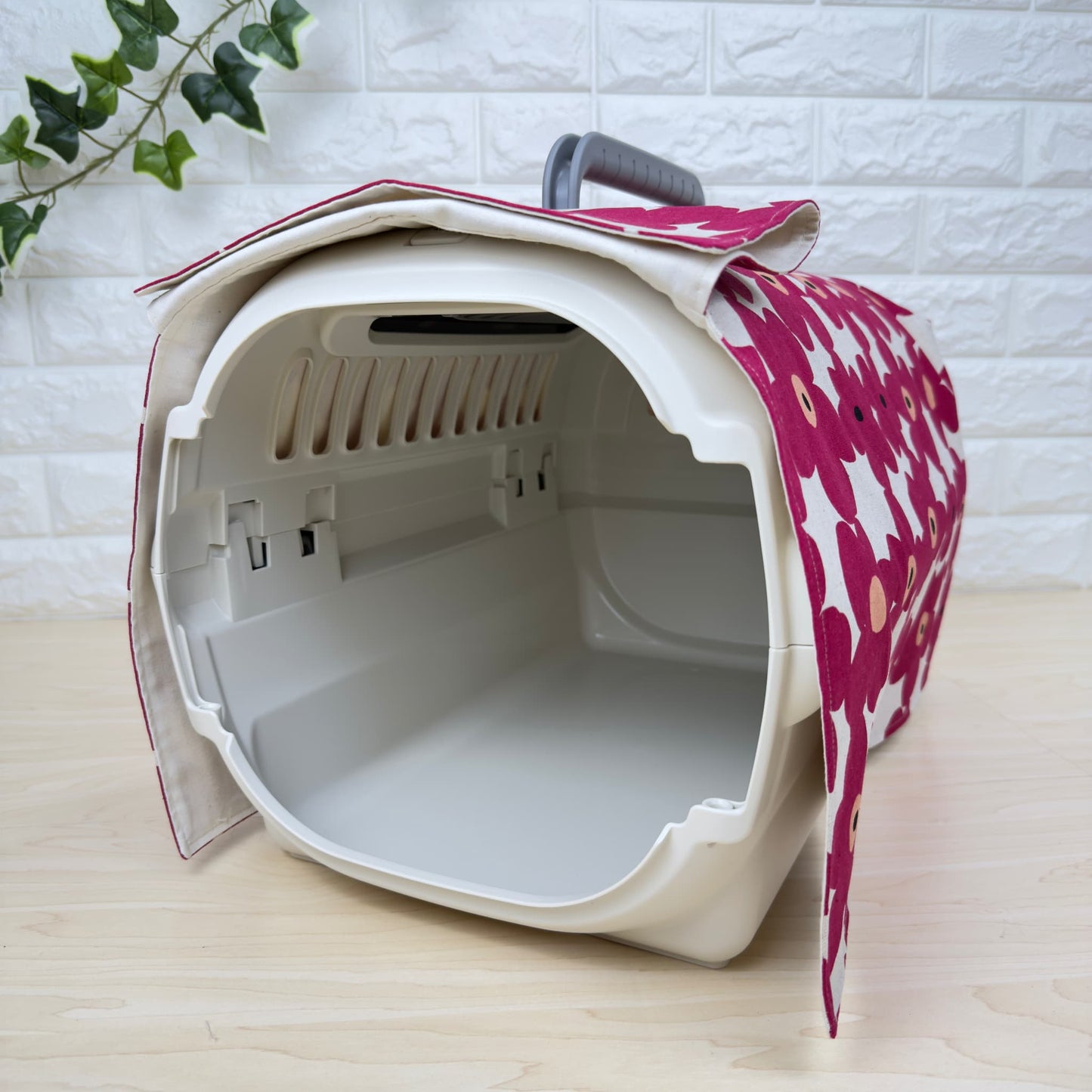 【送料無料】Sサイズ 犬猫用クレートカバー 固定ゴム付き｜スポッとかぶせるやさしい目隠しカバー